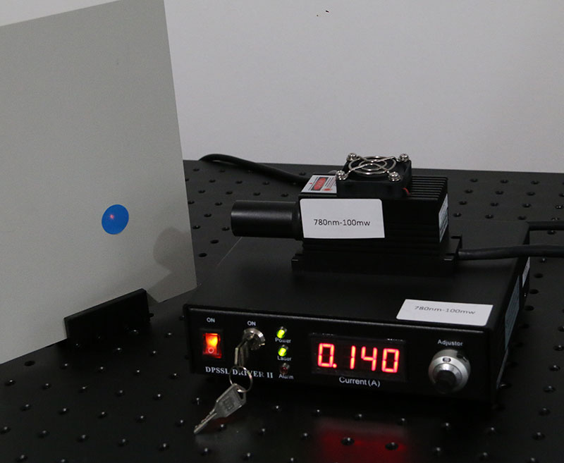 780nm IR TEM00 Semiconductor Laser 100mW Infrared Laser - Click Image to Close